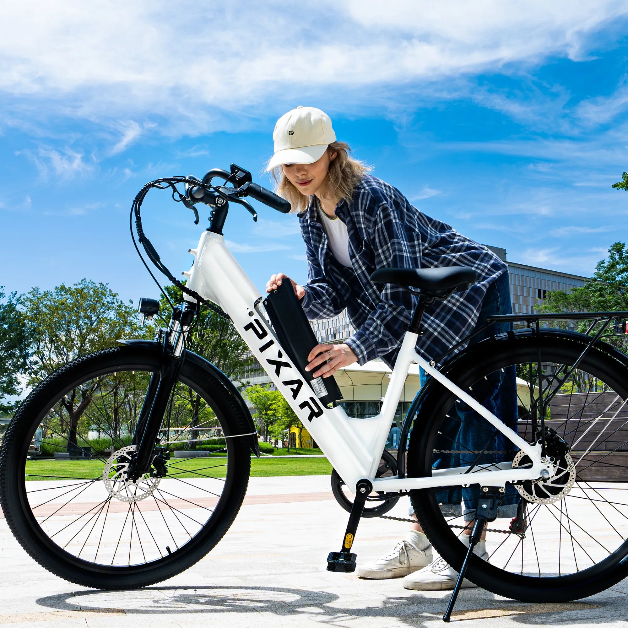 How Long Does an E-Bike Motor Last? Key Factors & Maintenance Tips